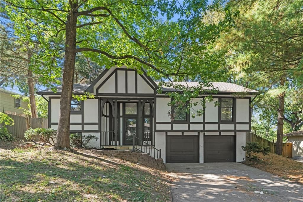 3522 N COLLEGE Avenue, Kansas City, MO 64117