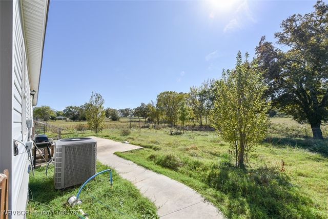 103891 State Hwy 64B, Muldrow, OK 74948