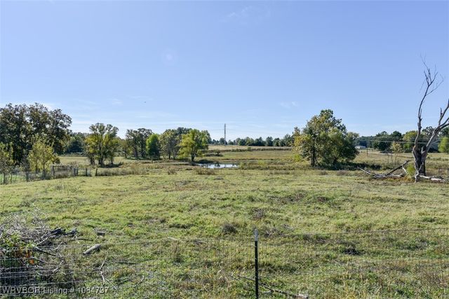 103891 State Hwy 64B, Muldrow, OK 74948