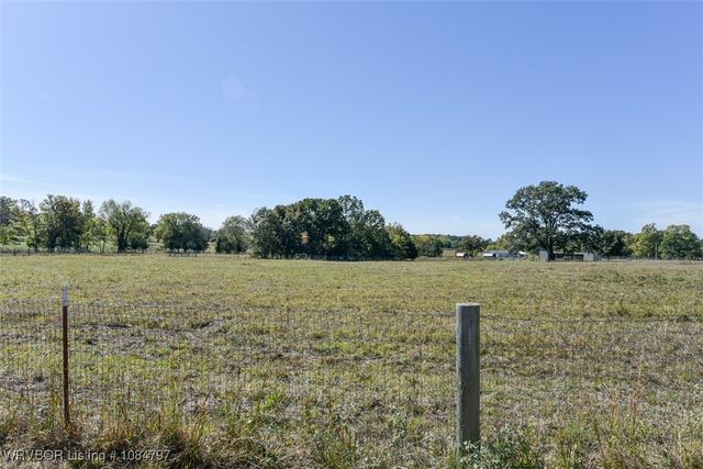 103891 State Hwy 64B, Muldrow, OK 74948