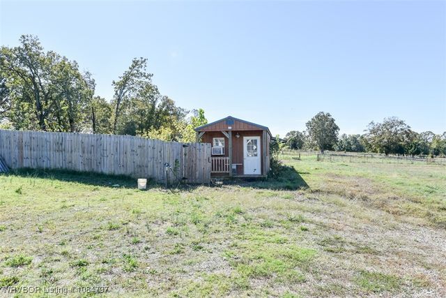 103891 State Hwy 64B, Muldrow, OK 74948
