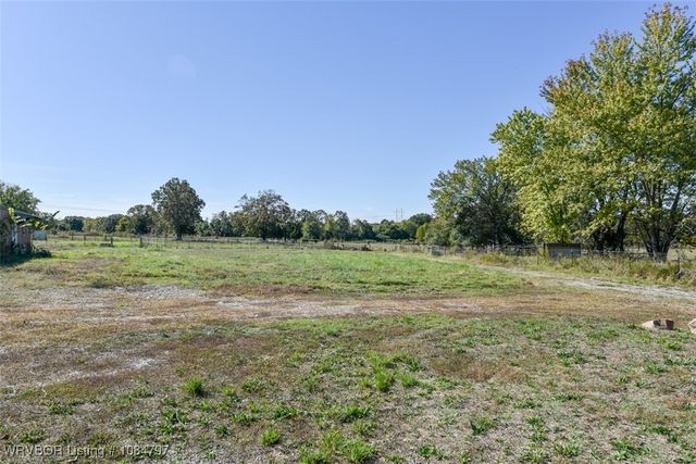 103891 State Hwy 64B, Muldrow, OK 74948