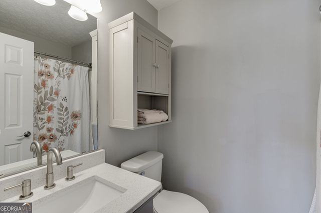 4928 Oak Meadow Lane, Oakwood, GA 30566