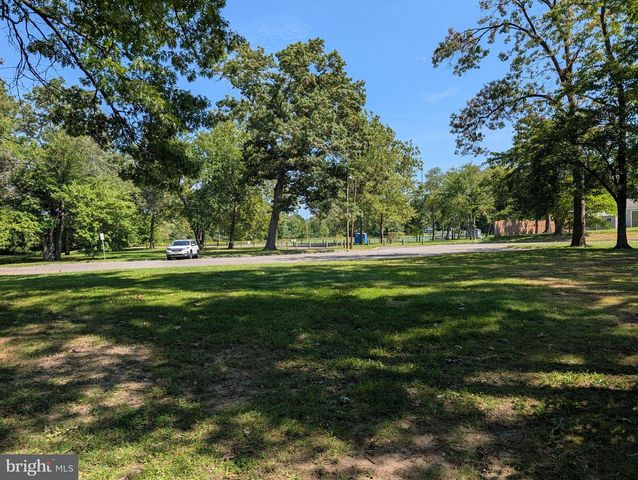 257 RUTH AVE, Hamilton, NJ 08610