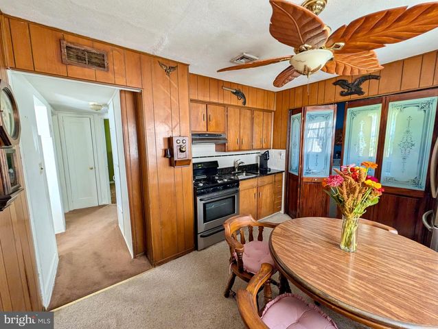 257 RUTH AVE, Hamilton, NJ 08610