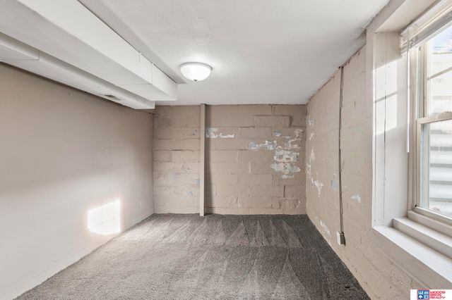 873 N 25th Street, Lincoln, NE 68503