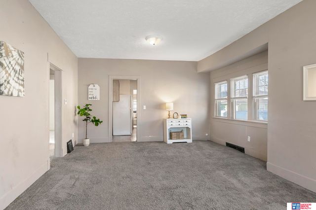 873 N 25th Street, Lincoln, NE 68503