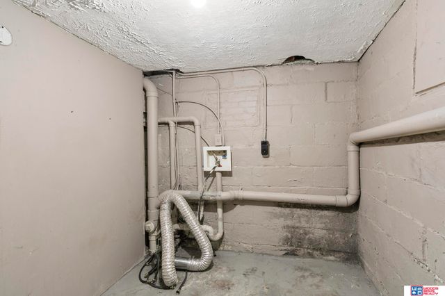 873 N 25th Street, Lincoln, NE 68503