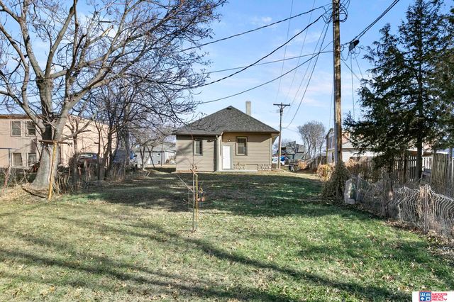 873 N 25th Street, Lincoln, NE 68503