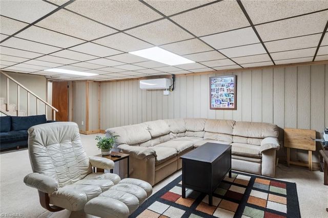 3000 Wonderwood Drive, Winston-salem, NC 27103