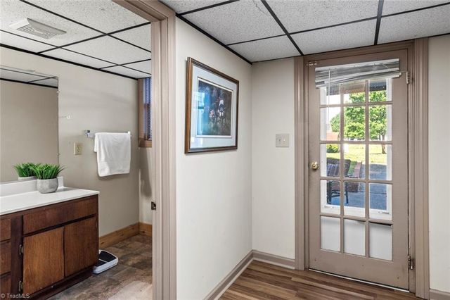 3000 Wonderwood Drive, Winston-salem, NC 27103