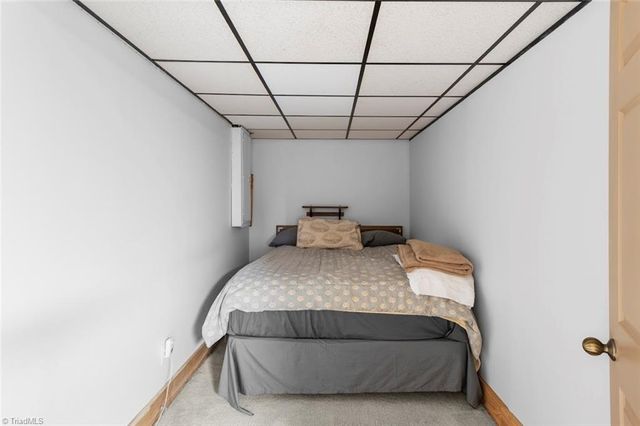 3000 Wonderwood Drive, Winston-salem, NC 27103