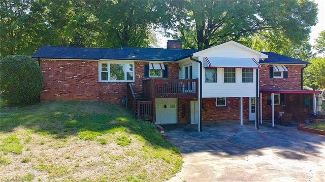 3000 Wonderwood Drive, Winston-salem, NC 27103