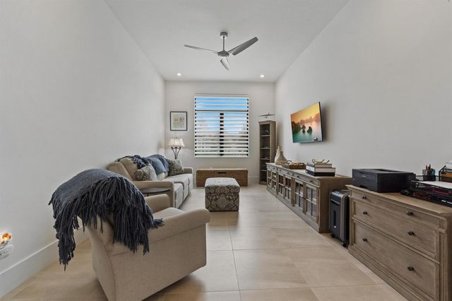 2044 SE Mosaic Boulevard, Port St. Lucie, FL 34984
