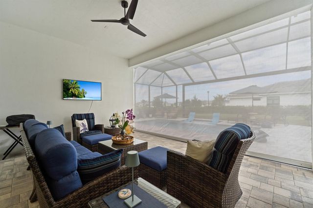 2044 SE Mosaic Boulevard, Port St. Lucie, FL 34984