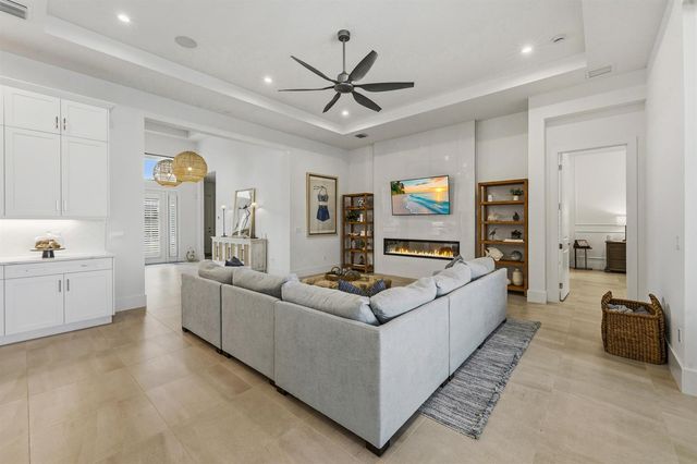 2044 SE Mosaic Boulevard, Port St. Lucie, FL 34984