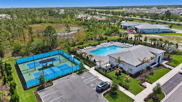 2044 SE Mosaic Boulevard, Port St. Lucie, FL 34984