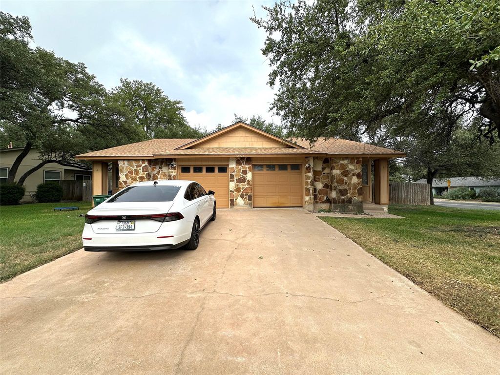 12418 Coronet ST B, Austin, TX 78727