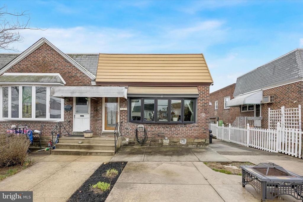 1804 MOWER ST, Philadelphia, PA 19152