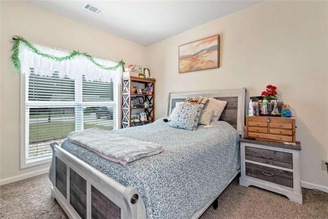 1424 Silvergate Way, Winder, GA 30680