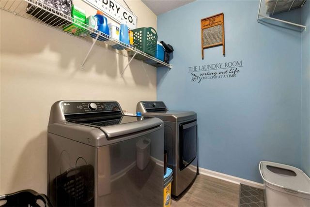 1424 Silvergate Way, Winder, GA 30680