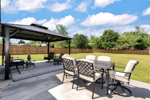 1424 Silvergate Way, Winder, GA 30680