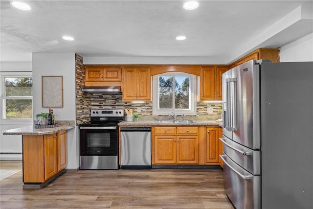 185 Salt Road, Webster, NY 14580