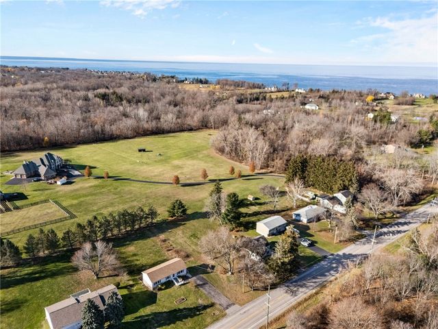 185 Salt Road, Webster, NY 14580