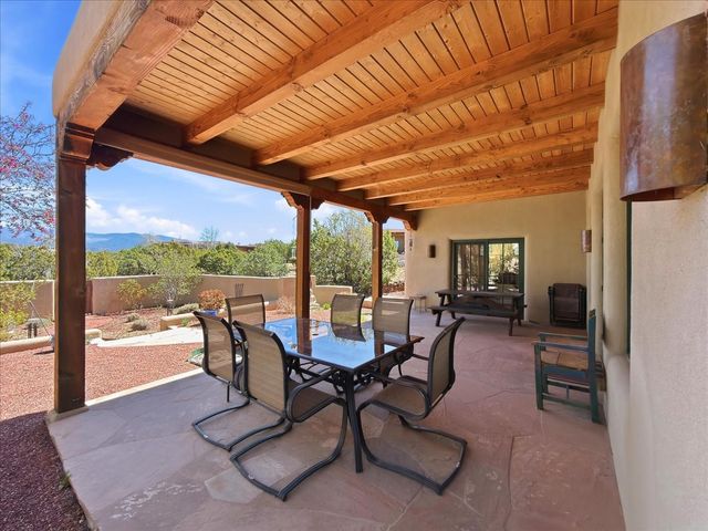 4 Plano Arbolito, Santa Fe, NM 87506