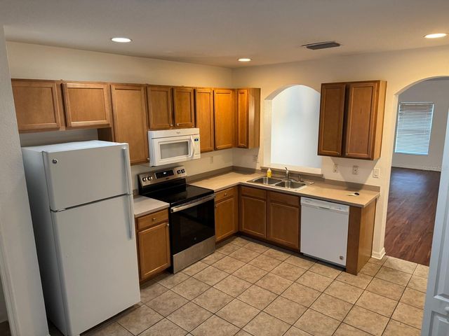 15635 STABLE RUN DRIVE, Spring Hill, FL 34610