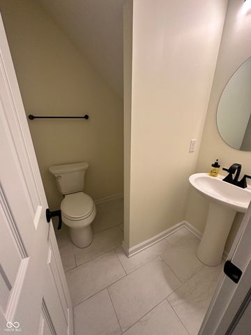 3322 Summer Breeze Circle, Indianapolis, IN 46239