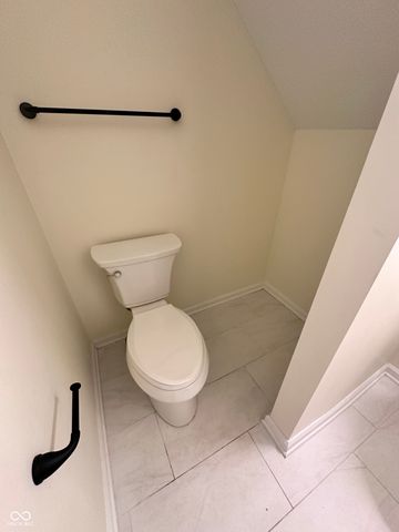 3322 Summer Breeze Circle, Indianapolis, IN 46239