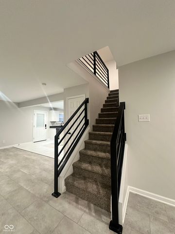 3322 Summer Breeze Circle, Indianapolis, IN 46239