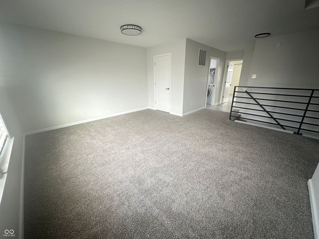 3322 Summer Breeze Circle, Indianapolis, IN 46239