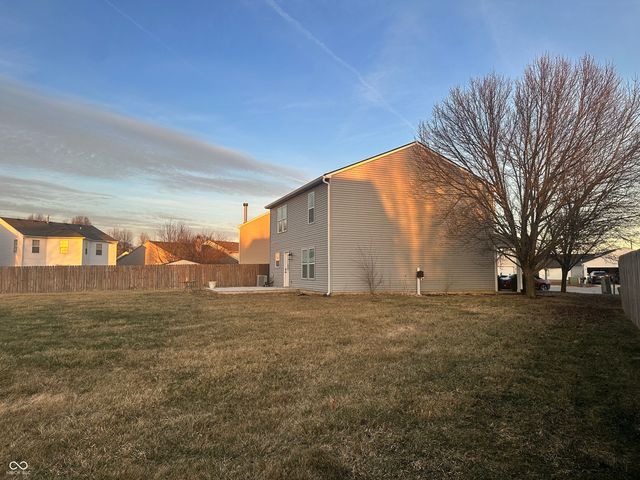 3322 Summer Breeze Circle, Indianapolis, IN 46239