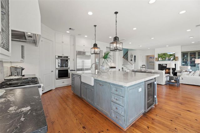 4103 Greenwing Teal Court, Galveston, TX 77554