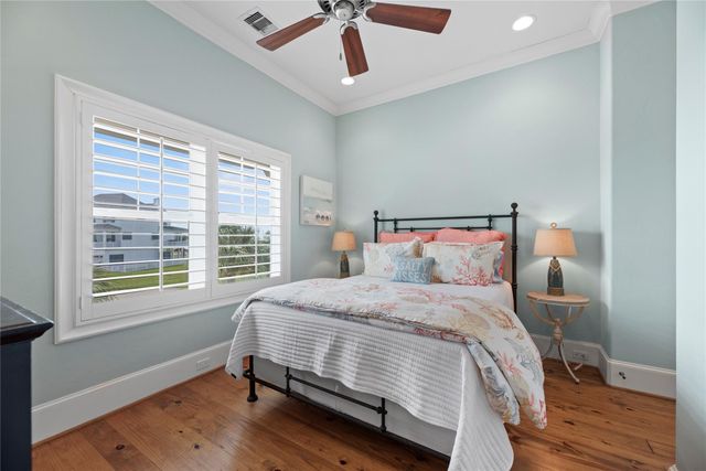 4103 Greenwing Teal Court, Galveston, TX 77554