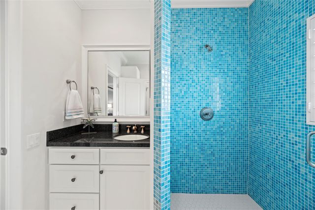 4103 Greenwing Teal Court, Galveston, TX 77554