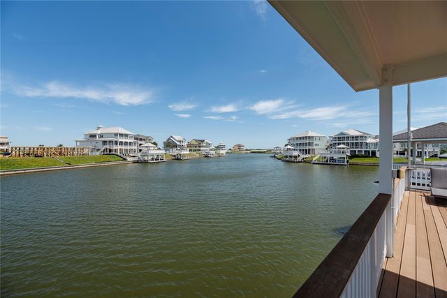 4103 Greenwing Teal Court, Galveston, TX 77554