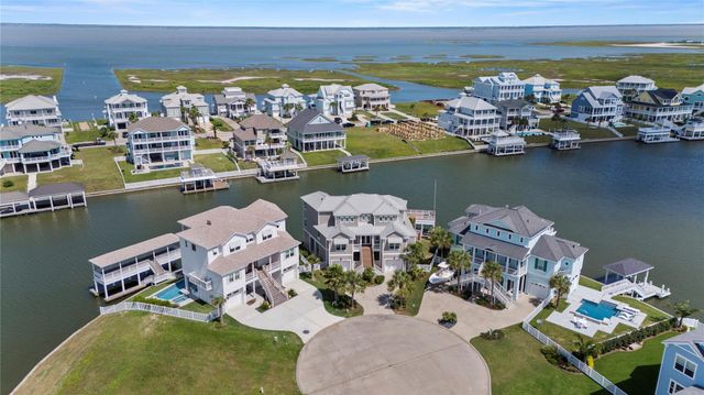 4103 Greenwing Teal Court, Galveston, TX 77554