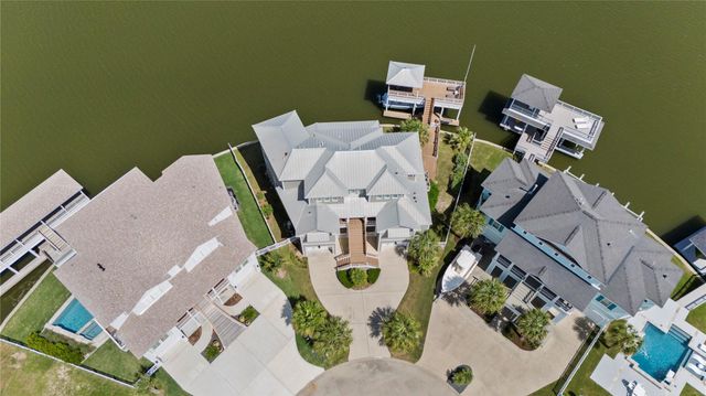 4103 Greenwing Teal Court, Galveston, TX 77554