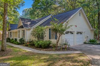 360 N Oakland Circle, Mcdonough, GA 30253