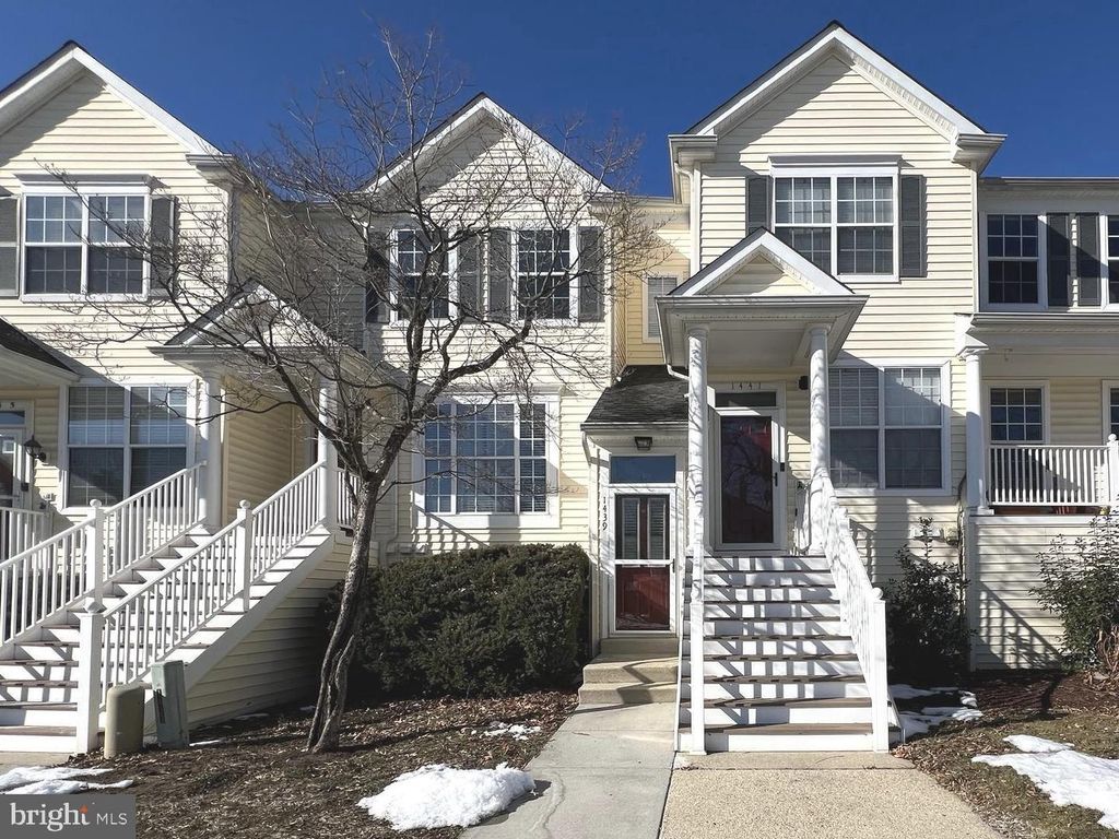 Image 1 of property listing at 1439 NESTLEWOOD CT, Crofton, MD 21114