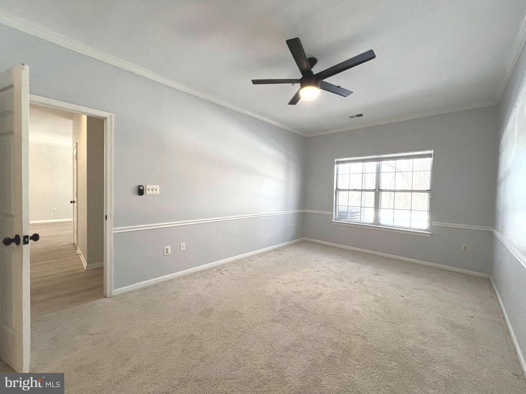 Image 13 of property listing at 1439 NESTLEWOOD CT, Crofton, MD 21114