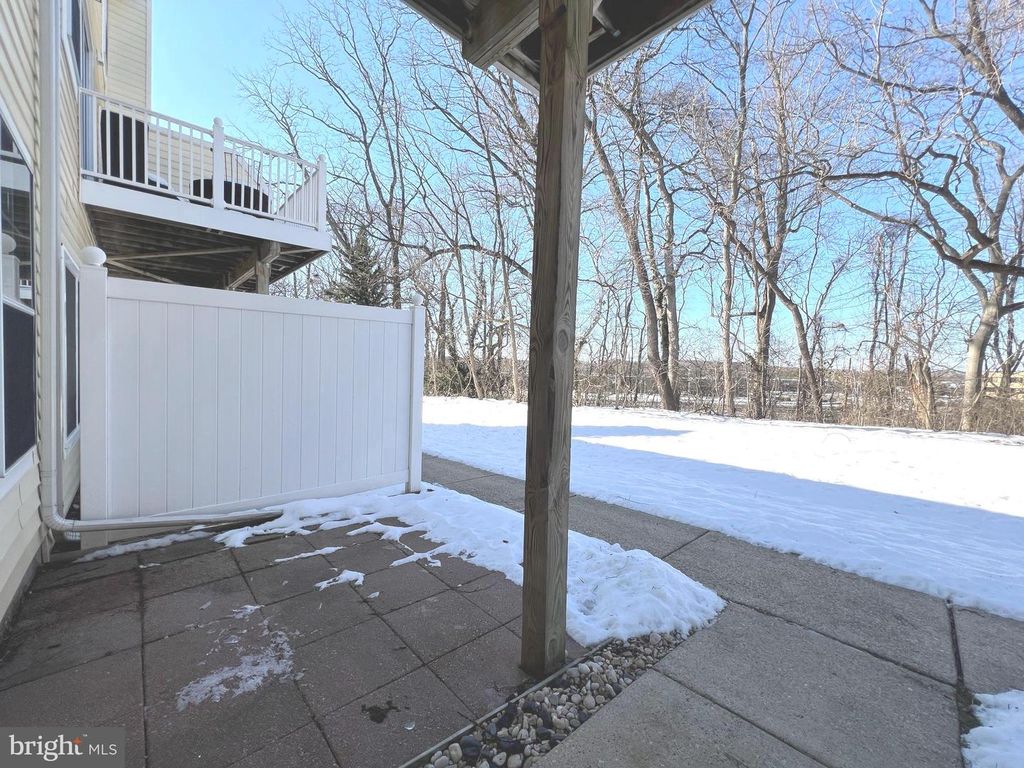 Image 19 of property listing at 1439 NESTLEWOOD CT, Crofton, MD 21114