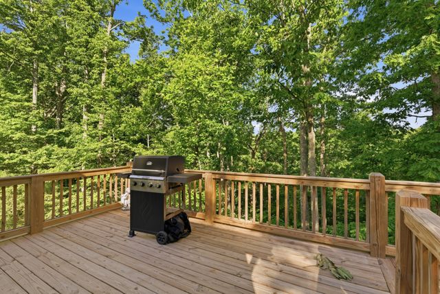 331 Shiloh Ln, Smithville, TN 37166