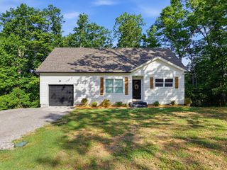 331 Shiloh Ln, Smithville, TN 37166