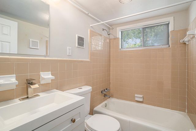 820 17th Ave. N, Surfside Beach, SC 29575