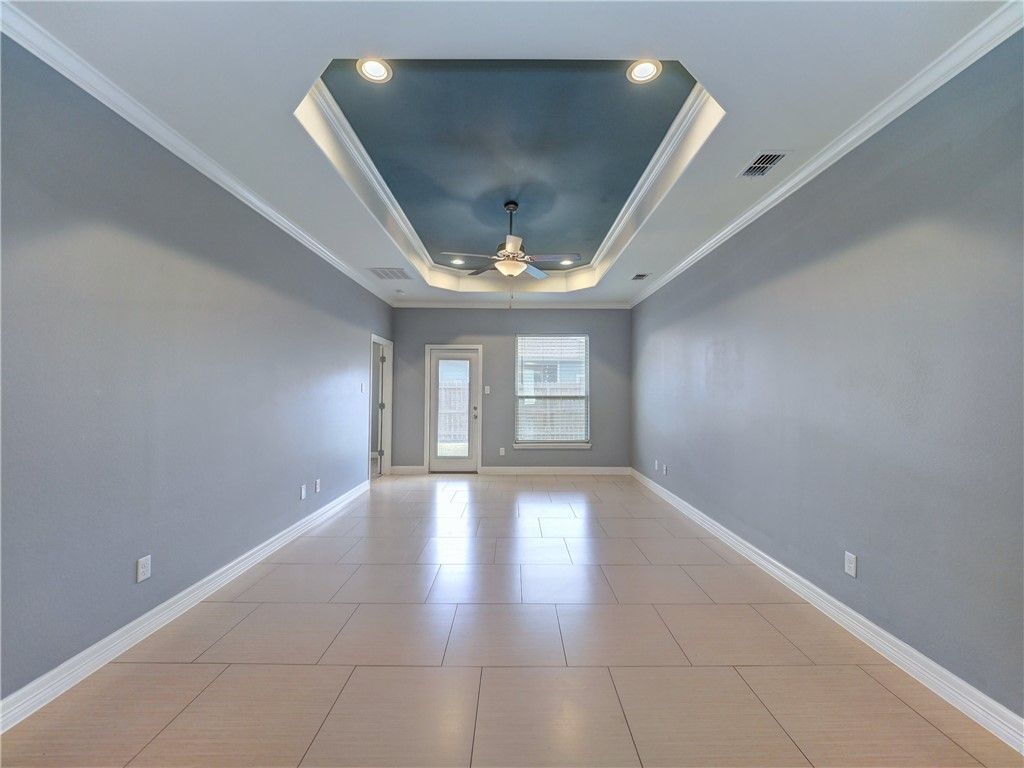 7421 SEAL BEACH Ct, Corpus Christi, TX 78414 — photo 4