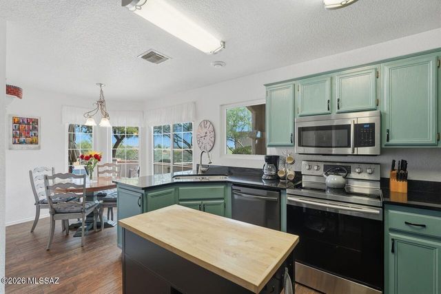 14401 N Copperstone Drive, Oro Valley, AZ 85755